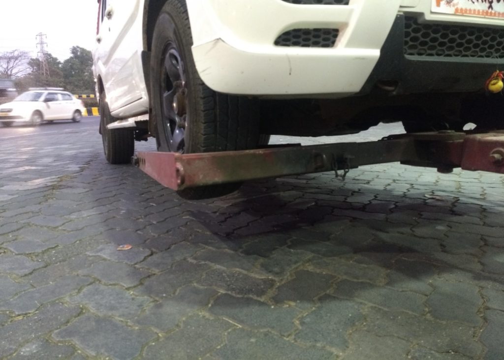 underlift towing tyre view